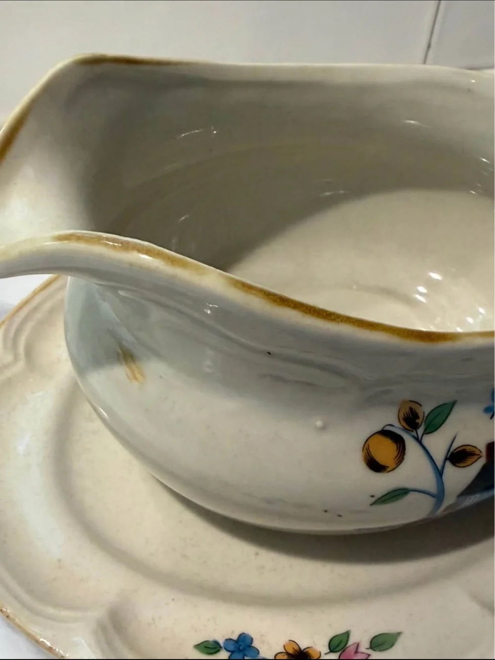 Heartland by INTERNATIONAL Gravy Boat & Underplate/Relish
